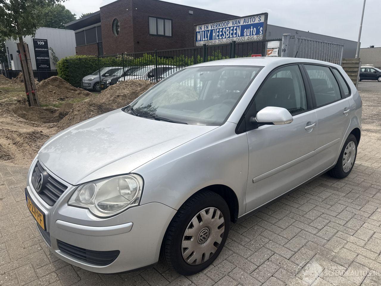 Volkswagen Polo 1.4-16V OPTIVE AIRCO 5 DRS NIEUWE APK BOUWJAAR 2008 1400 EURO