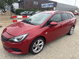 Schadeauto Opel Astra 1.2 ELEGANCE SPORTS TOURER RIJDBAAR BOUWJAAR 2021 6999 EURO 2021/3
