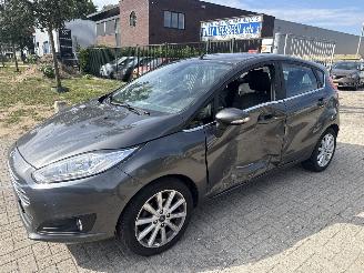 Avarii autoturisme Ford Fiesta 1.0 TITANIUM RIJDBAAR 61606 KM NAP BOUWJAAR 2017 3850 EURO 2017/2