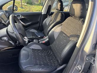 Peugeot 2008 1.2 ALLURE AUTOMAAT RIJDBAAR 51493 NAP! BOUWJAAR 2017 6400 picture 8