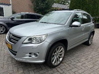 Unfallwagen Volkswagen Tiguan 2.0 TDI 4MOTION R-LINE 2009/11