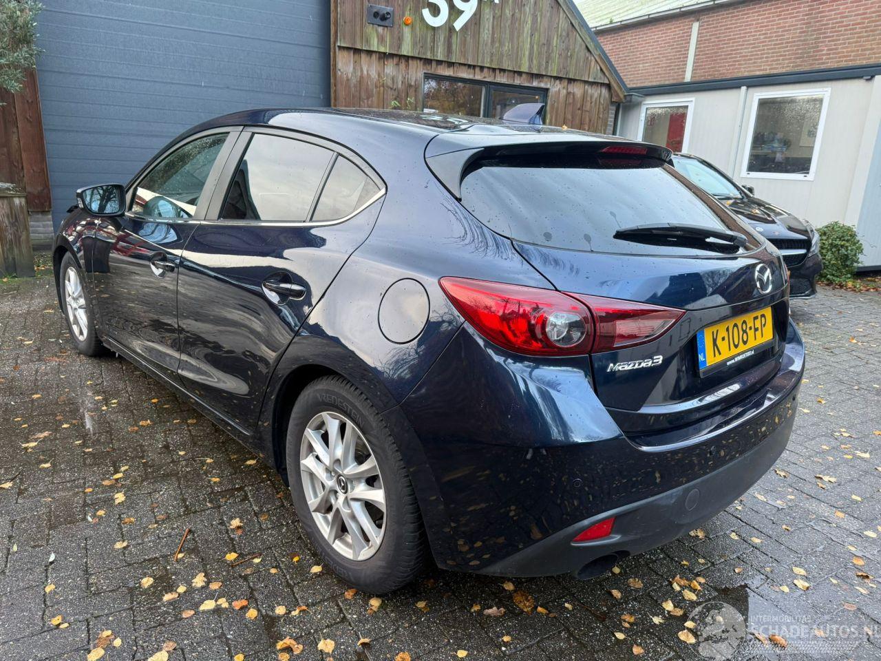 Mazda 3 2.0 GT-M NAVI PDC STOELVERWARMING