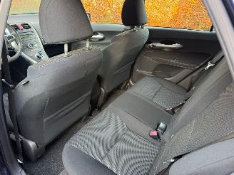 Toyota Auris 1.8 FULL HYBRID KM NAP NL AUTO picture 14