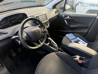 Peugeot 208 1.2 Bleu Lion Airco Navi Nap 5Drs Nieuw Riem picture 16