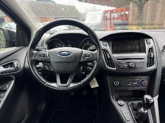 Ford Focus 1.5 TDCI NO DAMGEDS!!  NAVI AIRCO PDC picture 20