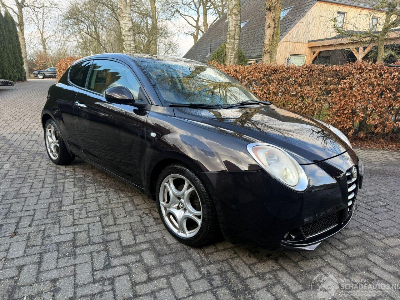 Alfa Romeo MiTo 1.3 TJDM GEEN SCHADE! LIMTED EDITION