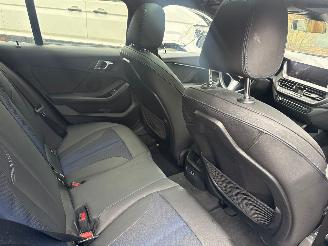 BMW 1-serie 116I M AUT PANO VOLL OPTIES picture 18