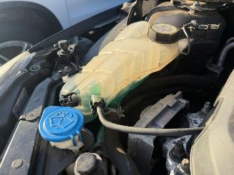 Volvo V-40 1.6 T3 KINETIC picture 26