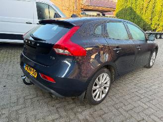 Schadeauto Volvo V-40 1.6 T3 KINETIC 2013/7