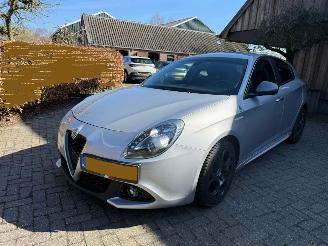 Avarii autoturisme Alfa Romeo Giulietta 1.4 TUBRO 170PK SUPER RACE AUTOMAAT LEER 2017/9