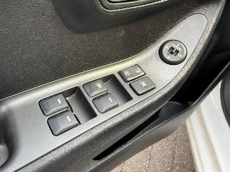 Kia Picanto 1.0 5DRS AIRCO NAVI NAP picture 17