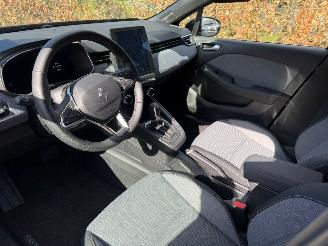 Renault Clio E-TECH HYBRID NL AUTO NIEUWE AUTO picture 19