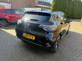Renault Clio E-TECH HYBRID NL AUTO NIEUWE AUTO picture 5