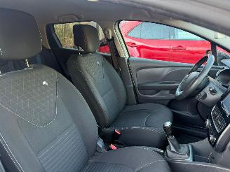 Renault Clio 1.5 DCI LIMITED NO DAMGEDS FACELIFT AIRCO NAVI picture 21