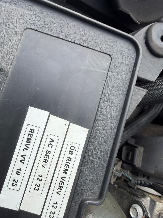 Renault Clio 1.5DCI GEEN SCHADE AIRCO NAVI CRUISE picture 22