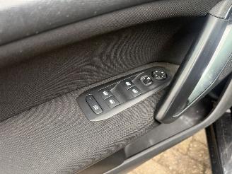 Peugeot 308 1.2 E- thp pano pdc navi camera picture 14