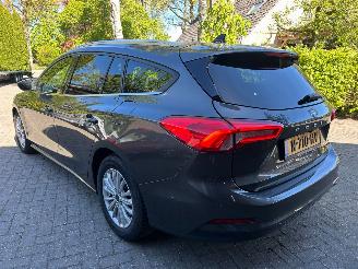Avarii autoturisme Ford Focus 1.5 TITANIUM AUT PANO X 2021/10