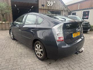 Toyota Prius 1.8 HYBRID picture 5