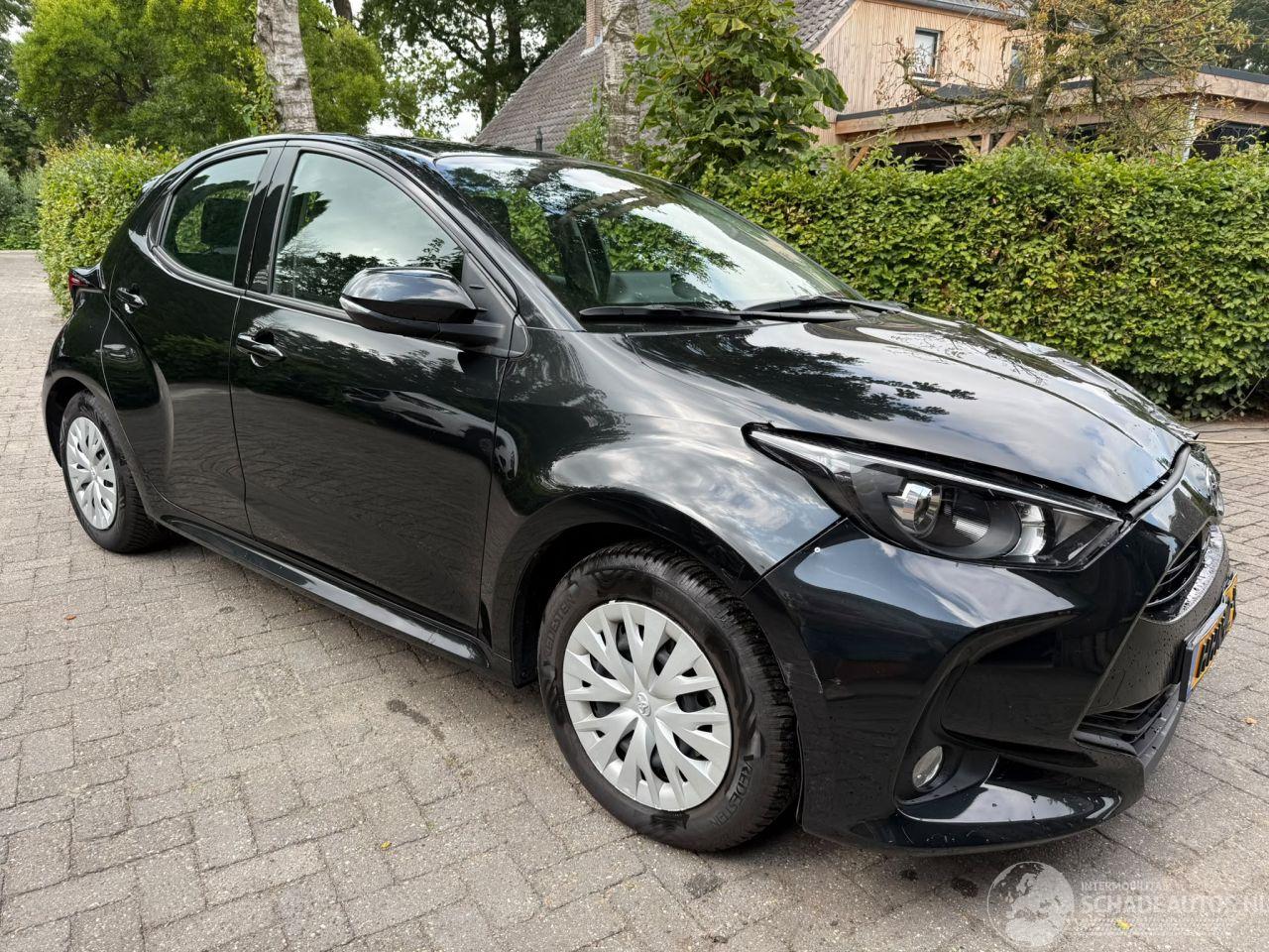 Toyota Yaris 1.5 HYRBID 25000KM AIRCO CAMERA