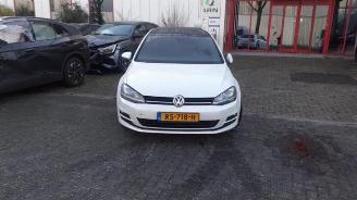 Coche siniestrado Volkswagen Golf Golf VII (AUA), Hatchback, 2012 / 2021 1.4 TSI 16V 2013/5