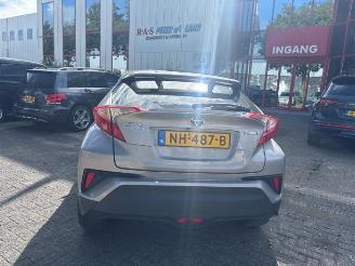 Dezmembrări autoturisme Toyota C-HR C-HR (X1,X5), SUV, 2016 1.8 16V Hybrid 2017/2