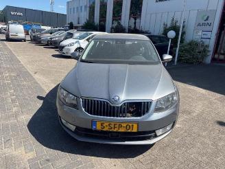disassembly passenger cars Skoda Octavia Octavia (5EAA), Liftback, 2012 / 2020 1.6 TDI GreenTec 16V 2013/9