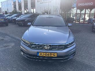 Schadeauto Volkswagen Passat VARIANT 2.0 TDI HIGHLINE 2019/1