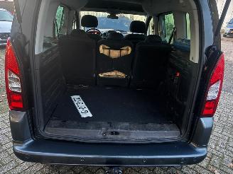 Peugeot Partner Tepee 1.2 PURETECH ACTIVE picture 11