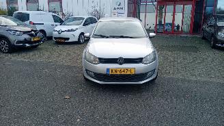 damaged passenger cars Volkswagen Polo  2010/1