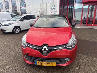 Dezmembrări autoturisme Renault Clio Clio IV (5R), Hatchback 5-drs, 2012 / 2021 0.9 Energy TCE 90 12V 2012/12