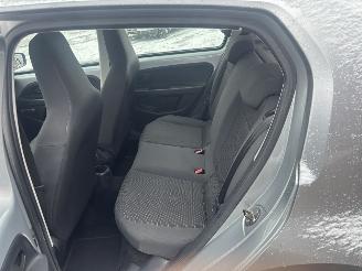 Volkswagen Up!  picture 10