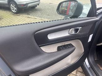 Volvo XC40 15 T3 MOMENTUM picture 14