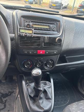 Opel Combo L2H1 GEEN SCHADE picture 13