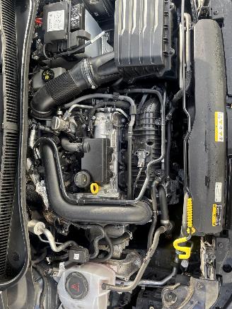 Volkswagen Polo 1.0 TSI Life picture 17