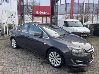 Opel Astra NOTCHBACK 1.4 Turbo Cosmo 1e eigenaar picture 8