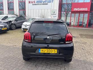 Coche siniestrado Peugeot 108 108, Hatchback, 2014 1.0 12V 2015/11