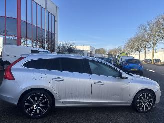 Volvo V-60 PLUG IN HYBRID 2.4 D6 AWD R-DESIGN picture 7