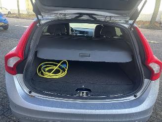 Volvo V-60 PLUG IN HYBRID 2.4 D6 AWD R-DESIGN picture 11