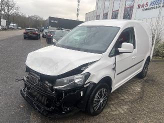 Volkswagen Caddy 2.0 TDI L1H1 BMT 4 MOTION picture 2