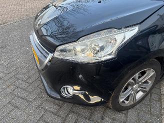 Peugeot 208 1.6 VTI ALLURE picture 2