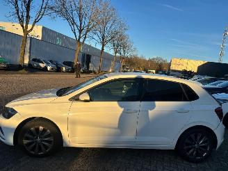 Volkswagen Polo 1.0 TSI HIGHLINE picture 3
