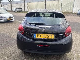 Peugeot 208 1.2 PURETECH ACTIVE picture 5