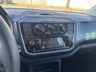 Volkswagen Up! 60 PK GEEN SCHADE picture 14