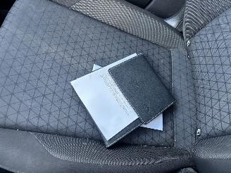 Volkswagen T-Cross 1.0tsi life picture 13