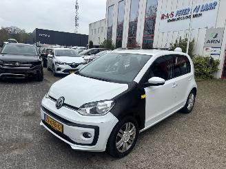 Volkswagen Up! 1.0 44KW HIGH UP BLUEMOTION TECHNOLOGY picture 2