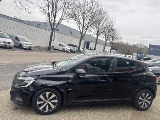 Schadeauto Renault Clio 1.0 TCe 90 Equilibre 2023/2