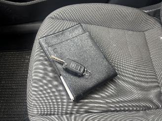 Volkswagen Up! 1.0 move up! BlueMotion picture 15