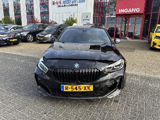 Damaged car BMW 1-serie 116D BUSINESS EDITION 2022/12