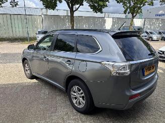 Mitsubishi Outlander 2.0 PHEV INSTYLE picture 5
