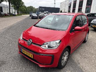 Volkswagen Up! rijdbare schade picture 2